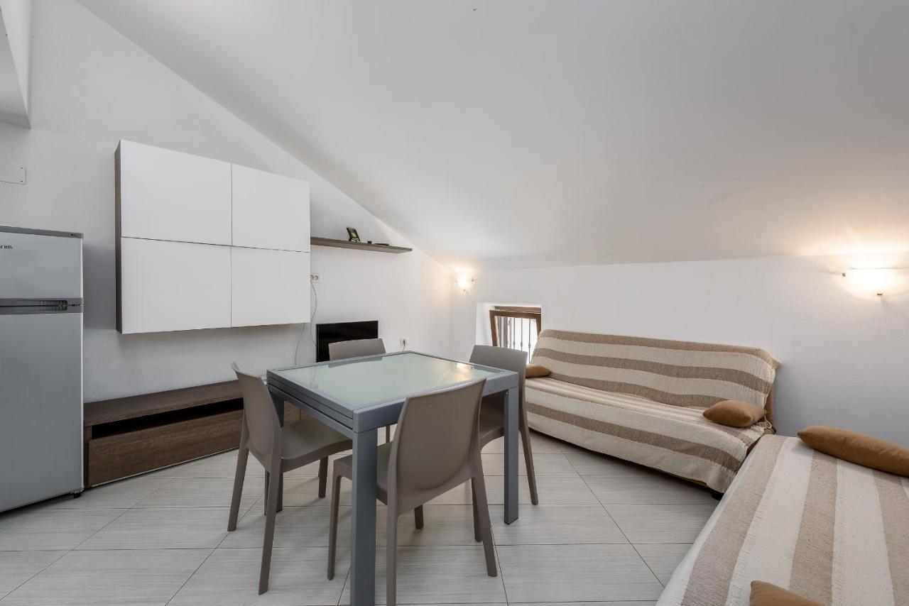 Apartments Dante Ουμάγκ Εξωτερικό φωτογραφία