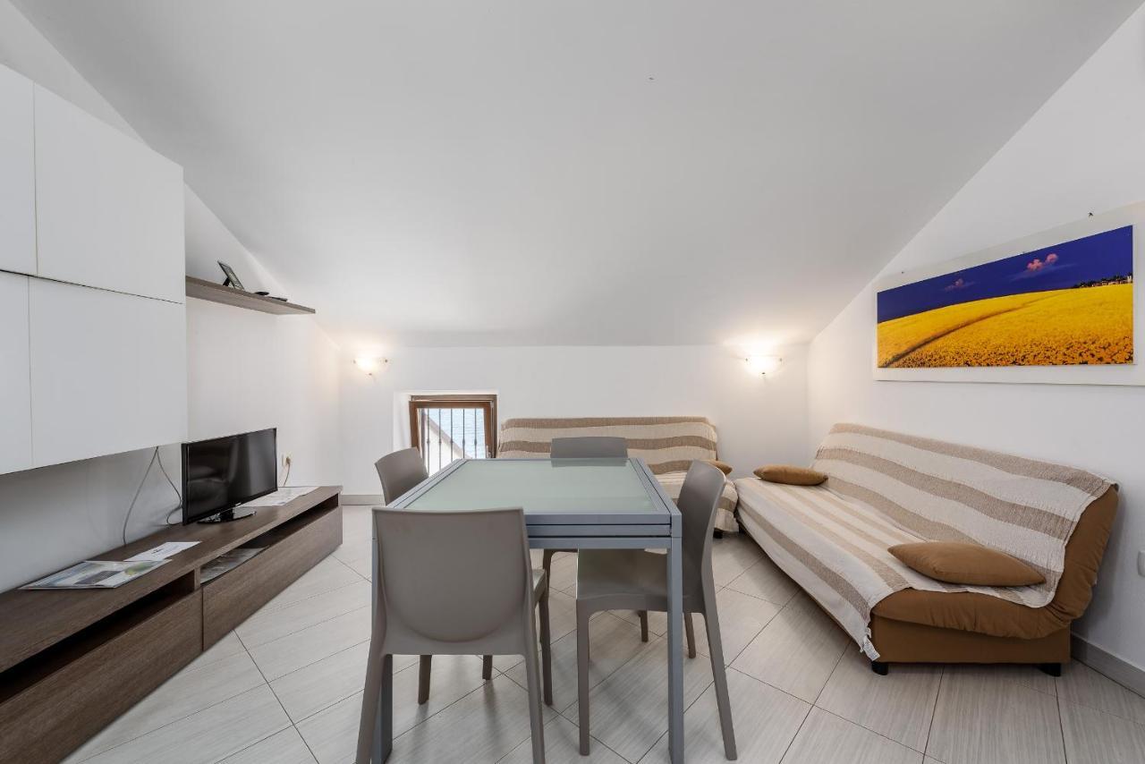 Apartments Dante Ουμάγκ Εξωτερικό φωτογραφία