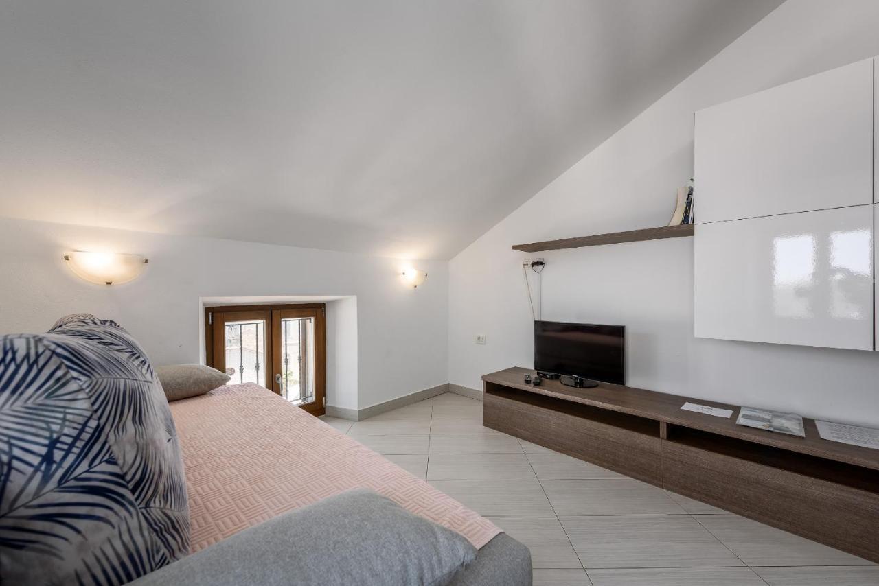 Apartments Dante Ουμάγκ Εξωτερικό φωτογραφία