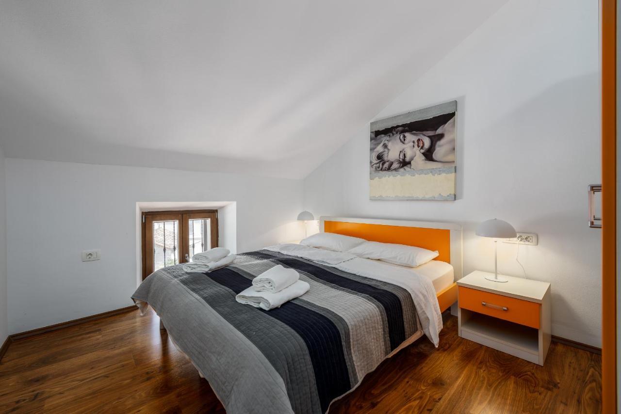 Apartments Dante Ουμάγκ Εξωτερικό φωτογραφία