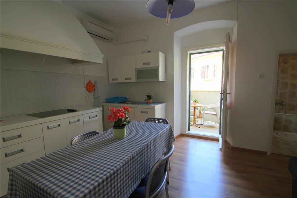 Apartments Dante Ουμάγκ Δωμάτιο φωτογραφία